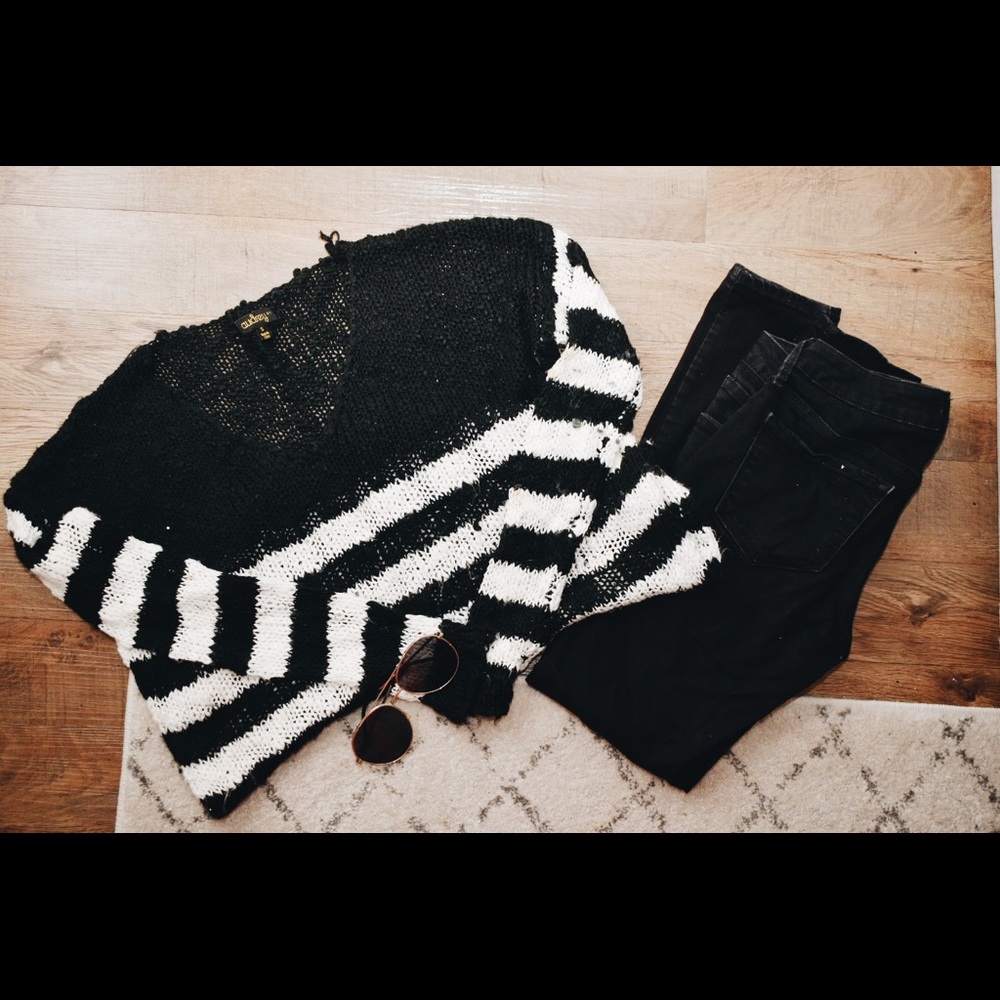 Black and White Slouchy Summer Sweater